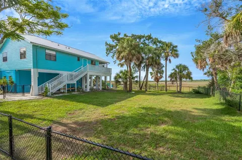 Exterior - 4035 Eagle Nest Dr, Hernando Beach, FL 34607 photo 8 of 10