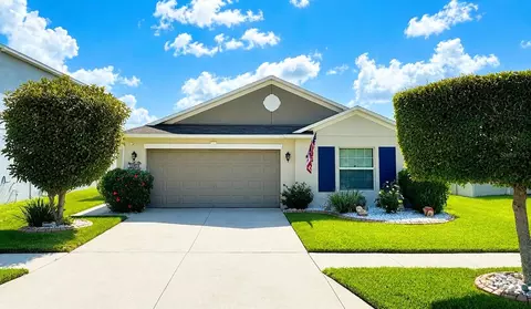 1749 Broad Winged Hawk Dr, Ruskin, FL 33570