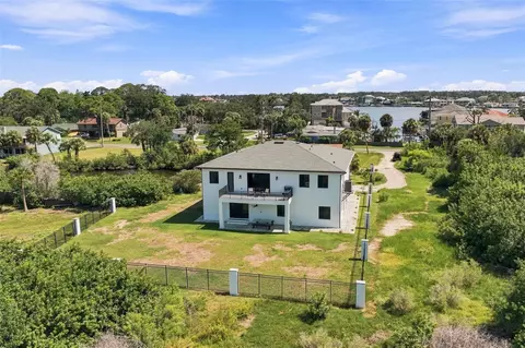 5035 Bay Blvd, Port Richey, FL 34668