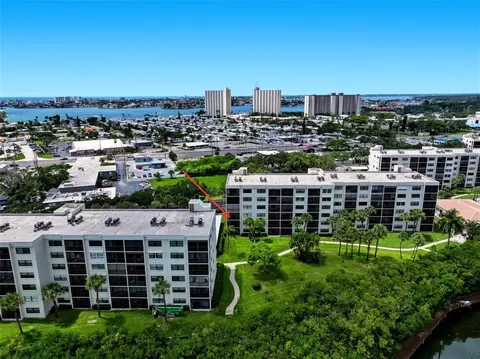 1328 Pasadena Ave S #308, South Pasadena, FL 33707