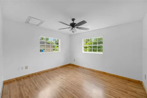 Bedroom - 1619 N Dover Rd, Dover, FL 33527 photo 2 of 2