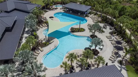 Exterior - 33734 Landsman Loop, Wesley Chapel, FL 33543 photo 7 of 8