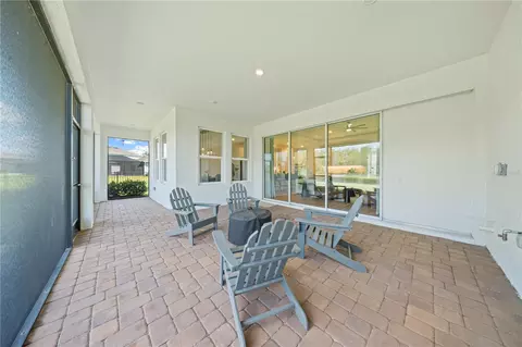 Exterior - 33734 Landsman Loop, Wesley Chapel, FL 33543 photo 3 of 8