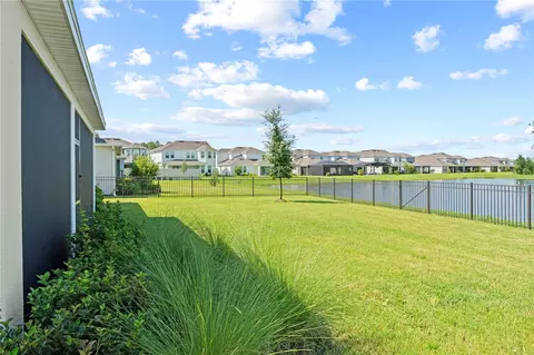 Exterior - 33734 Landsman Loop, Wesley Chapel, FL 33543 photo 5 of 8