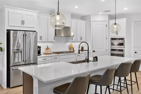 Kitchen - 33734 Landsman Loop, Wesley Chapel, FL 33543 photo 1 of 4