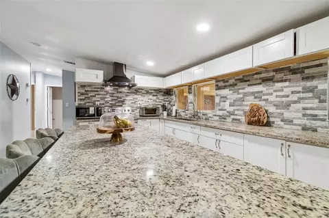 Kitchen - 18020 Rigsby Rd, Spring Hill, FL 34610 photo 3 of 3