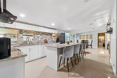 Kitchen - 18020 Rigsby Rd, Spring Hill, FL 34610 photo 2 of 3