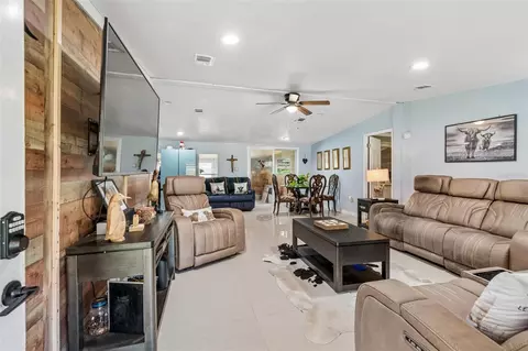 Living - 18020 Rigsby Rd, Spring Hill, FL 34610 photo 1 of 2