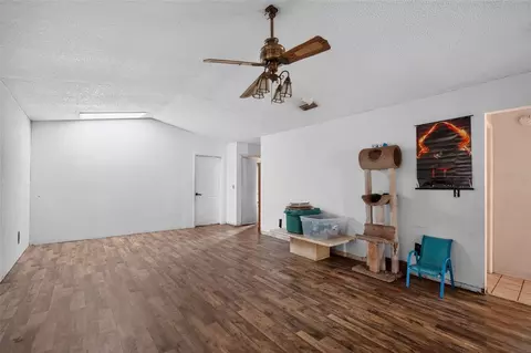 Living - 13277 Brewster Rd, Spring Hill, FL 34609 photo 2 of 6