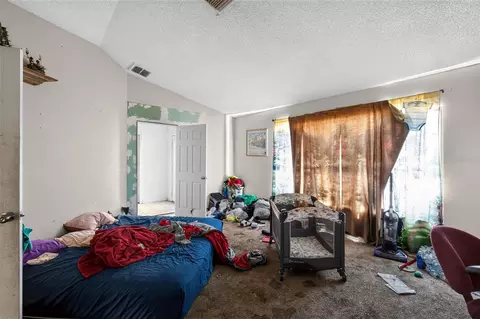 Bedroom - 13277 Brewster Rd, Spring Hill, FL 34609 photo 6 of 14