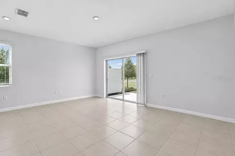 Living - 13203 Stable Pl, Parrish, FL 34219 photo 3 of 4