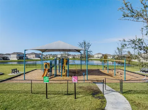 Exterior - 7328 Pool Compass Loop, Wesley Chapel, FL 33545 photo 12 of 12