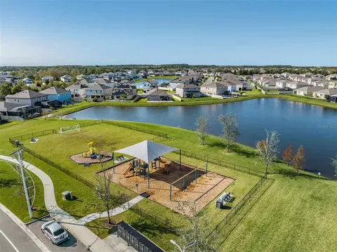 View/Area - 7328 Pool Compass Loop, Wesley Chapel, FL 33545 photo 10 of 14