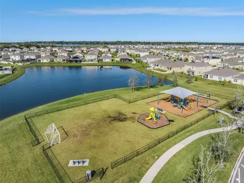 View/Area - 7328 Pool Compass Loop, Wesley Chapel, FL 33545 photo 11 of 14