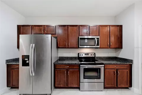 Kitchen - 11752 Cambium Crown Dr, Riverview, FL 33569 photo 1 of 4