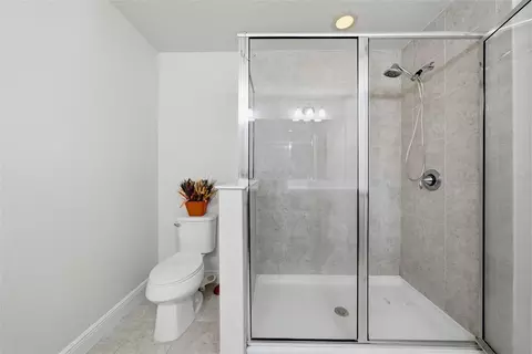 Bath - 11752 Cambium Crown Dr, Riverview, FL 33569 photo 1 of 2