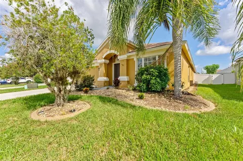 Exterior - 30407 Stapleton St, Wesley Chapel, FL 33545 photo 8 of 8