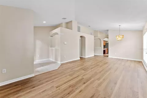 Living - 30407 Stapleton St, Wesley Chapel, FL 33545 photo 2 of 8
