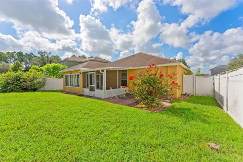 Exterior - 30407 Stapleton St, Wesley Chapel, FL 33545 photo 6 of 8