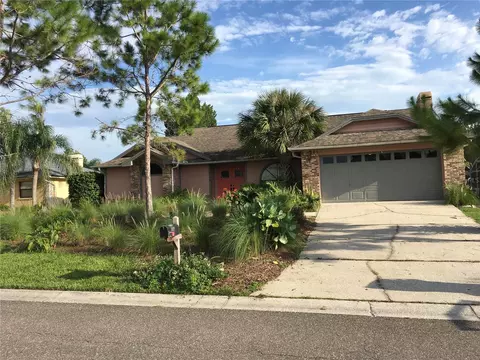 1703 Paddock Dr, Plant City, FL 33566