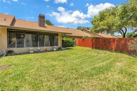 Exterior - 10263 98th St, Largo, FL 33773 photo 3 of 10