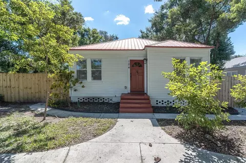 104 W Lambright St, Tampa, FL 33604