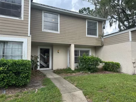 14752 Morning Dr, Lutz, FL 33559