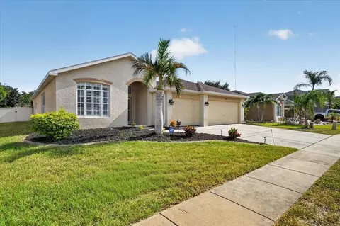 2309 Swordfish Ave, Holiday, FL 34691