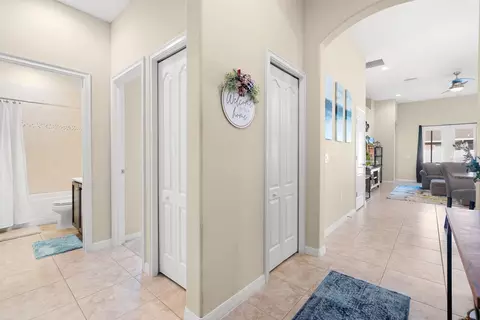 Entry Way - 12009 Rambling Strm, Riverview, FL 33569 photo 3 of 8