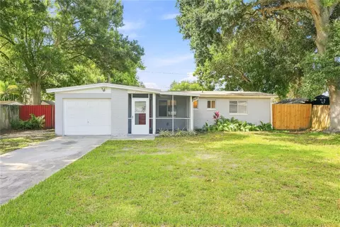 8836 79th Pl, Seminole, FL 33777