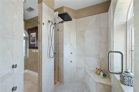 Bath - 3236 Gulf Winds Cir, Hernando Beach, FL 34607 photo 3 of 6