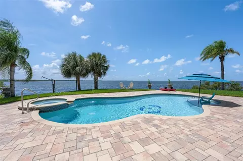 Exterior - 3236 Gulf Winds Cir, Hernando Beach, FL 34607 photo 2 of 4