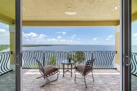 View/Area - 3236 Gulf Winds Cir, Hernando Beach, FL 34607 photo 2 of 9
