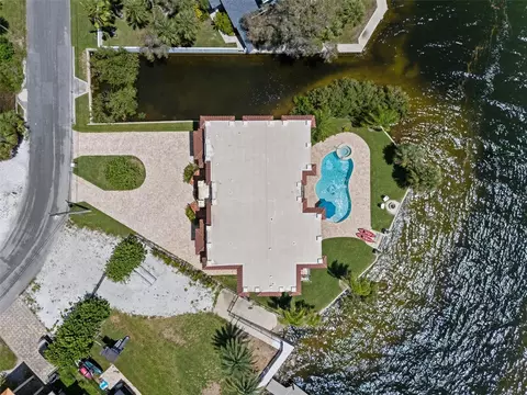 View/Area - 3236 Gulf Winds Cir, Hernando Beach, FL 34607 photo 6 of 9