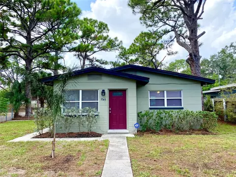 2343 8th St S, Saint Petersburg, FL 33705