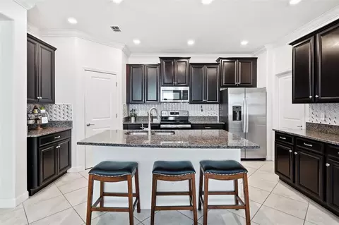 Kitchen - 11706 Sunburst Marble Rd, Riverview, FL 33579 photo 1 of 2