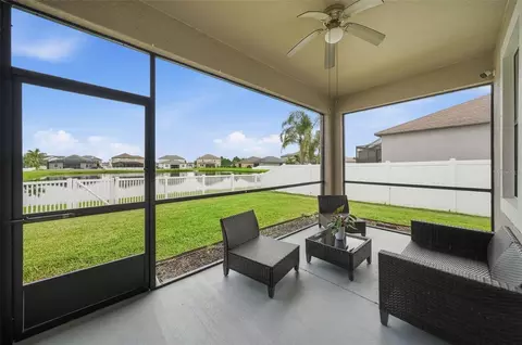 Exterior - 11706 Sunburst Marble Rd, Riverview, FL 33579 photo 3 of 3