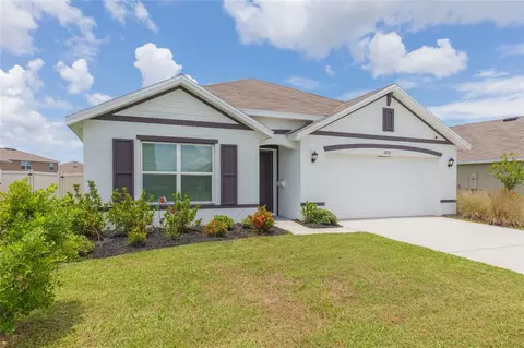 Exterior - 10732 Chippewa Dr, Parrish, FL 34219 photo 2 of 12