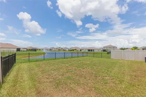 Exterior - 10732 Chippewa Dr, Parrish, FL 34219 photo 7 of 12