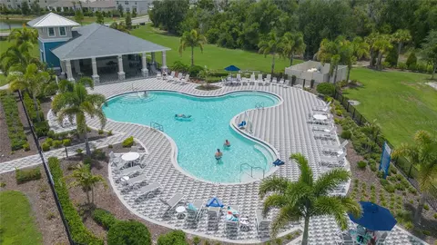Exterior - 10732 Chippewa Dr, Parrish, FL 34219 photo 12 of 12