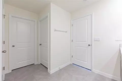 Entry Way - 10732 Chippewa Dr, Parrish, FL 34219 photo 3 of 4