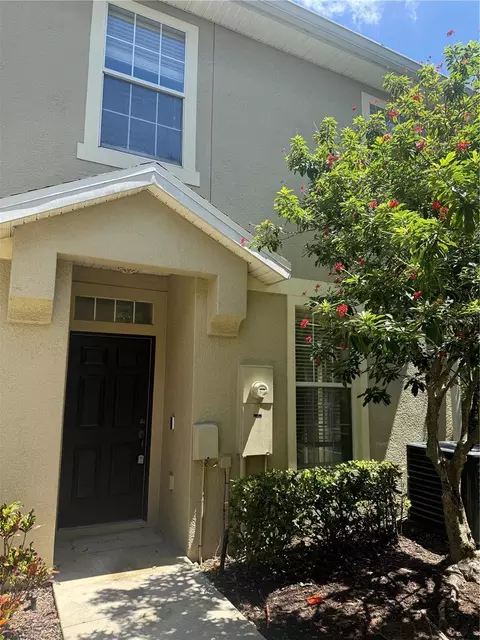 Exterior - 6730 Eagle Feather Dr, Riverview, FL 33578 photo 6 of 9