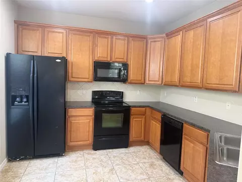 Kitchen - 6730 Eagle Feather Dr, Riverview, FL 33578 photo 3 of 5