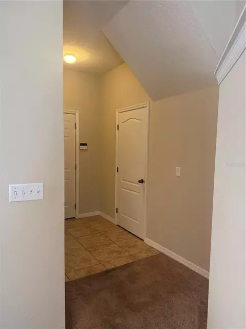 Entry Way - 6730 Eagle Feather Dr, Riverview, FL 33578 photo 4 of 5