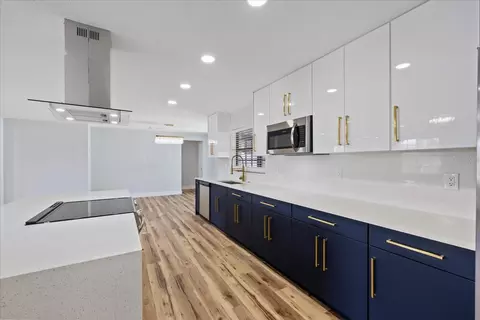 Kitchen - 12018 Linden Dr, Spring Hill, FL 34608 photo 3 of 4