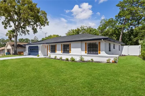 Exterior - 12018 Linden Dr, Spring Hill, FL 34608 photo 2 of 11