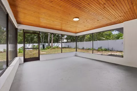 Exterior - 12018 Linden Dr, Spring Hill, FL 34608 photo 6 of 11