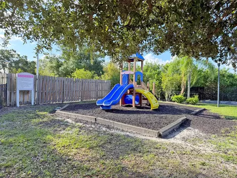 Exterior - 6225 Olivedale Dr, Riverview, FL 33578 photo 4 of 5