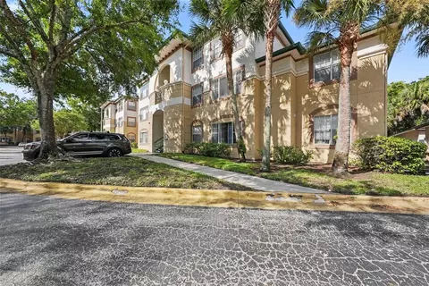 17108 Carrington Park Dr #722, Tampa, FL 33647