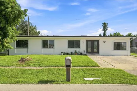 21512 Edgewater Dr, Port Charlotte, FL 33952